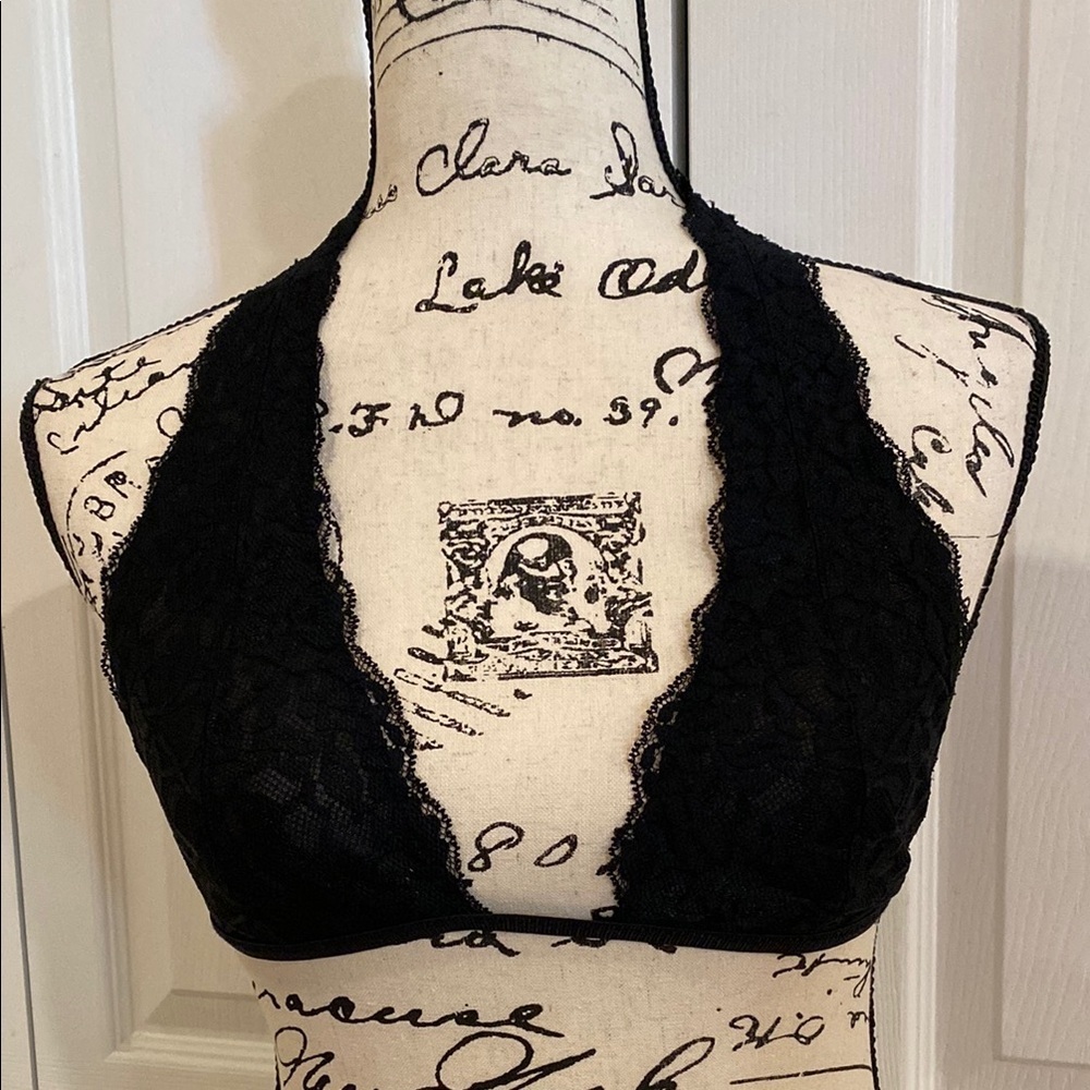Free People NWOT Elegant Black Lace T-Back Halter Bra Size Medium - Picture 3 of 9